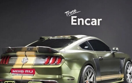 Ford Mustang VI рестайлинг, 2022 год, 2 950 000 рублей, 3 фотография