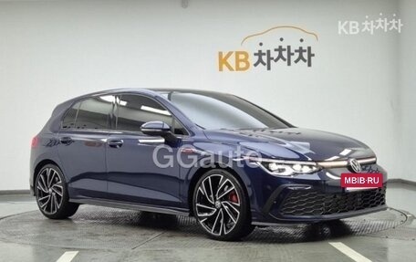 Volkswagen Golf GTI, 2022 год, 3 200 000 рублей, 2 фотография