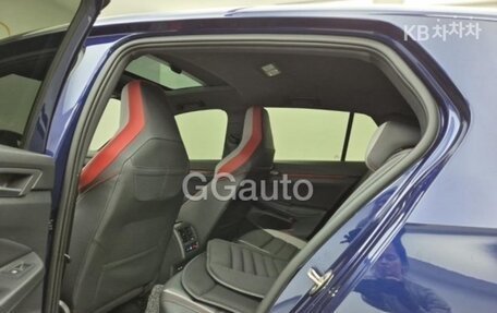 Volkswagen Golf GTI, 2022 год, 3 200 000 рублей, 10 фотография