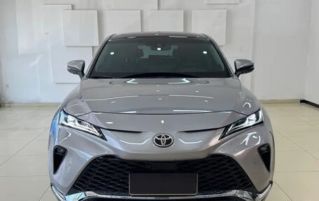 Toyota Venza, 2022 год, 3 510 810 рублей, 2 фотография