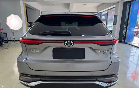Toyota Venza, 2022 год, 3 510 810 рублей, 5 фотография