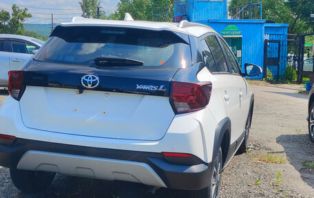 Toyota Yaris Cross, 2022 год, 2 060 000 рублей, 14 фотография