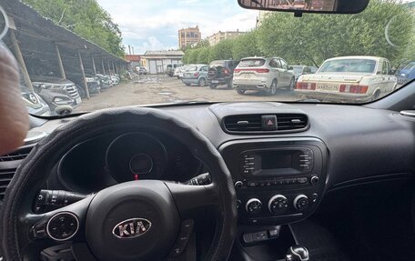KIA Soul II рестайлинг, 2016 год, 1 355 000 рублей, 8 фотография