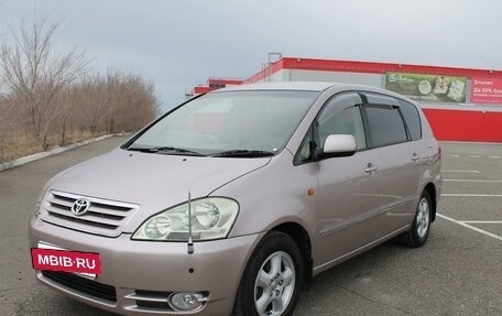 Toyota Ipsum II, 2003 год, 698 000 рублей, 2 фотография