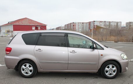 Toyota Ipsum II, 2003 год, 698 000 рублей, 15 фотография
