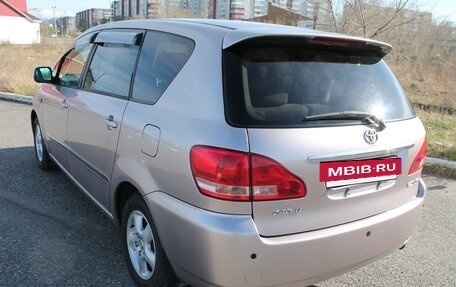 Toyota Ipsum II, 2003 год, 698 000 рублей, 11 фотография