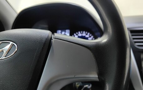 Hyundai Solaris II рестайлинг, 2014 год, 899 000 рублей, 19 фотография