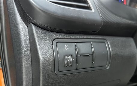 Hyundai Solaris II рестайлинг, 2014 год, 899 000 рублей, 23 фотография