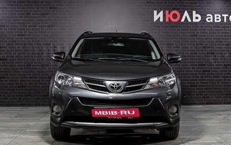 Toyota RAV4, 2014 год, 2 050 000 рублей, 2 фотография