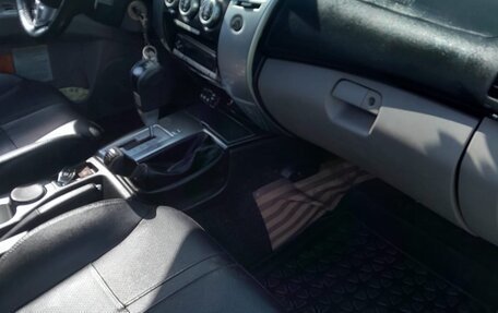 Mitsubishi Pajero Sport II рестайлинг, 2013 год, 2 300 000 рублей, 9 фотография
