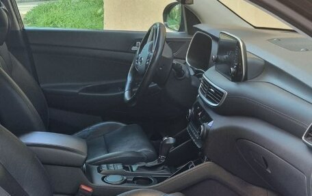 Hyundai Tucson III, 2018 год, 2 390 000 рублей, 8 фотография