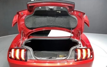 Ford Mustang VI рестайлинг, 2022 год, 2 850 000 рублей, 9 фотография