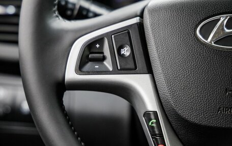 Hyundai Solaris II рестайлинг, 2012 год, 898 000 рублей, 17 фотография