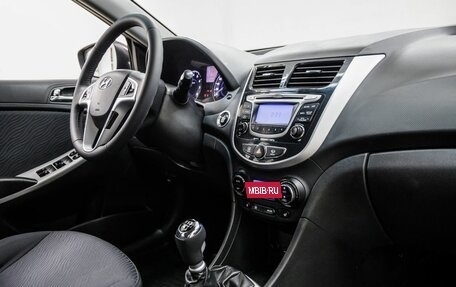 Hyundai Solaris II рестайлинг, 2012 год, 898 000 рублей, 14 фотография
