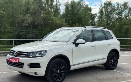 Volkswagen Touareg III, 2011 год, 1 890 000 рублей, 4 фотография