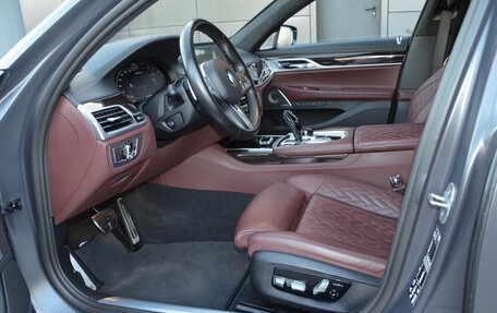 BMW 7 серия, 2021 год, 11 000 000 рублей, 13 фотография
