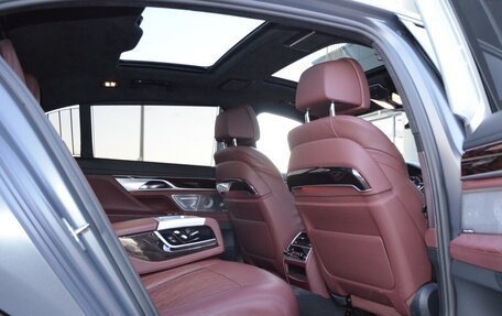 BMW 7 серия, 2021 год, 11 000 000 рублей, 29 фотография