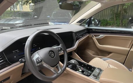 Volkswagen Touareg III, 2019 год, 5 765 000 рублей, 6 фотография