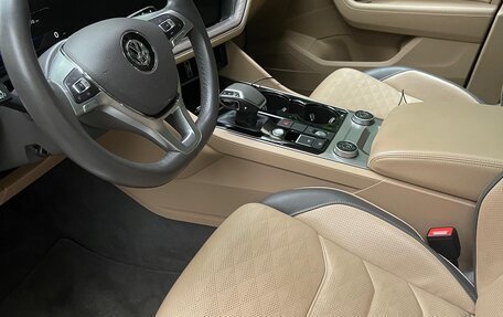 Volkswagen Touareg III, 2019 год, 5 765 000 рублей, 7 фотография