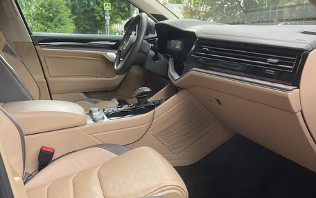 Volkswagen Touareg III, 2019 год, 5 765 000 рублей, 9 фотография