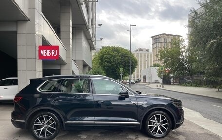 Volkswagen Touareg III, 2019 год, 5 765 000 рублей, 10 фотография