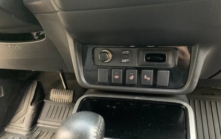Mitsubishi Outlander III рестайлинг 3, 2018 год, 2 650 000 рублей, 24 фотография