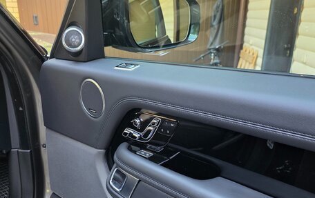 Land Rover Range Rover IV рестайлинг, 2018 год, 6 290 000 рублей, 16 фотография