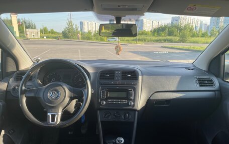 Volkswagen Polo VI (EU Market), 2011 год, 600 000 рублей, 8 фотография