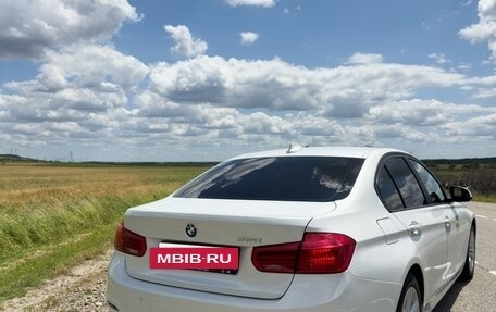 BMW 3 серия, 2018 год, 1 850 000 рублей, 6 фотография