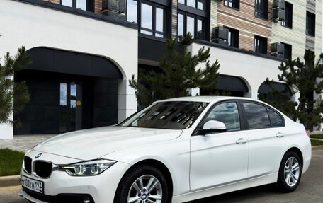 BMW 3 серия, 2018 год, 1 850 000 рублей, 8 фотография