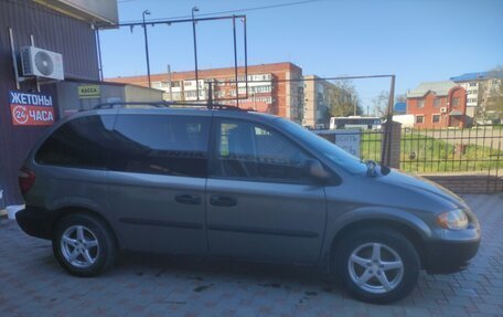 Chrysler Voyager IV, 2001 год, 730 000 рублей, 4 фотография