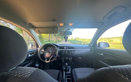 KIA Rio IV, 2017 год, 850 000 рублей, 11 фотография