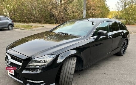 Mercedes-Benz CLS, 2013 год, 2 990 000 рублей, 2 фотография