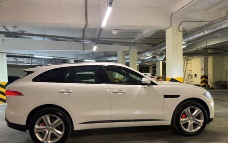 Jaguar F-Pace, 2016 год, 2 150 000 рублей, 10 фотография