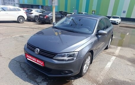 Volkswagen Jetta VI, 2011 год, 799 999 рублей, 3 фотография