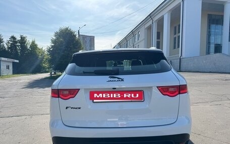 Jaguar F-Pace, 2016 год, 2 150 000 рублей, 4 фотография
