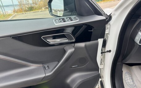 Jaguar F-Pace, 2016 год, 2 150 000 рублей, 24 фотография