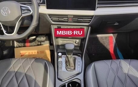 Volkswagen Tiguan II, 2023 год, 2 390 099 рублей, 10 фотография