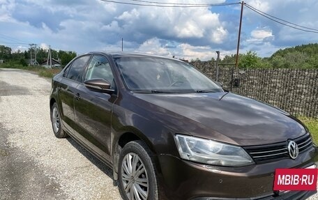 Volkswagen Jetta VI, 2013 год, 1 200 000 рублей, 6 фотография