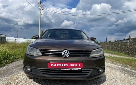 Volkswagen Jetta VI, 2013 год, 1 200 000 рублей, 15 фотография