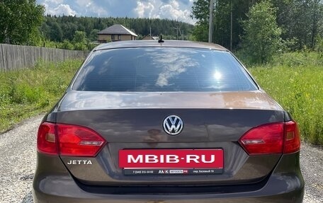 Volkswagen Jetta VI, 2013 год, 1 200 000 рублей, 13 фотография
