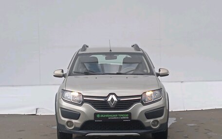 Renault Sandero II рестайлинг, 2016 год, 900 000 рублей, 2 фотография