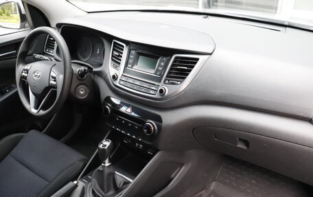 Hyundai Tucson III, 2016 год, 1 567 000 рублей, 10 фотография
