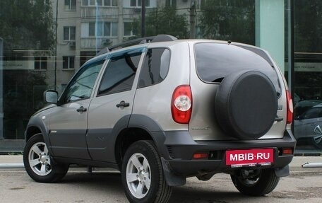 Chevrolet Niva I рестайлинг, 2017 год, 760 000 рублей, 7 фотография