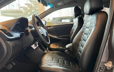 Hyundai Solaris II рестайлинг, 2012 год, 815 000 рублей, 16 фотография