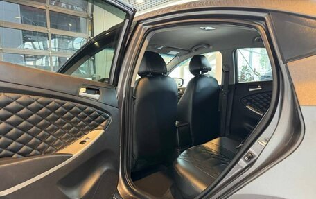 Hyundai Solaris II рестайлинг, 2012 год, 815 000 рублей, 24 фотография