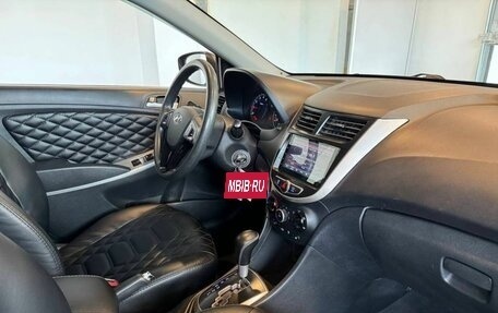 Hyundai Solaris II рестайлинг, 2012 год, 815 000 рублей, 12 фотография