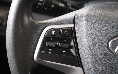 Hyundai Solaris II рестайлинг, 2018 год, 869 000 рублей, 12 фотография