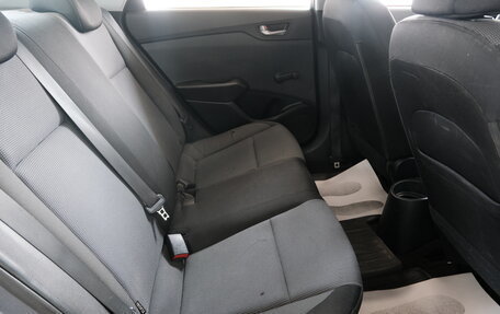 Hyundai Solaris II рестайлинг, 2018 год, 869 000 рублей, 22 фотография