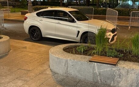 BMW X6 M, 2016 год, 4 400 000 рублей, 7 фотография